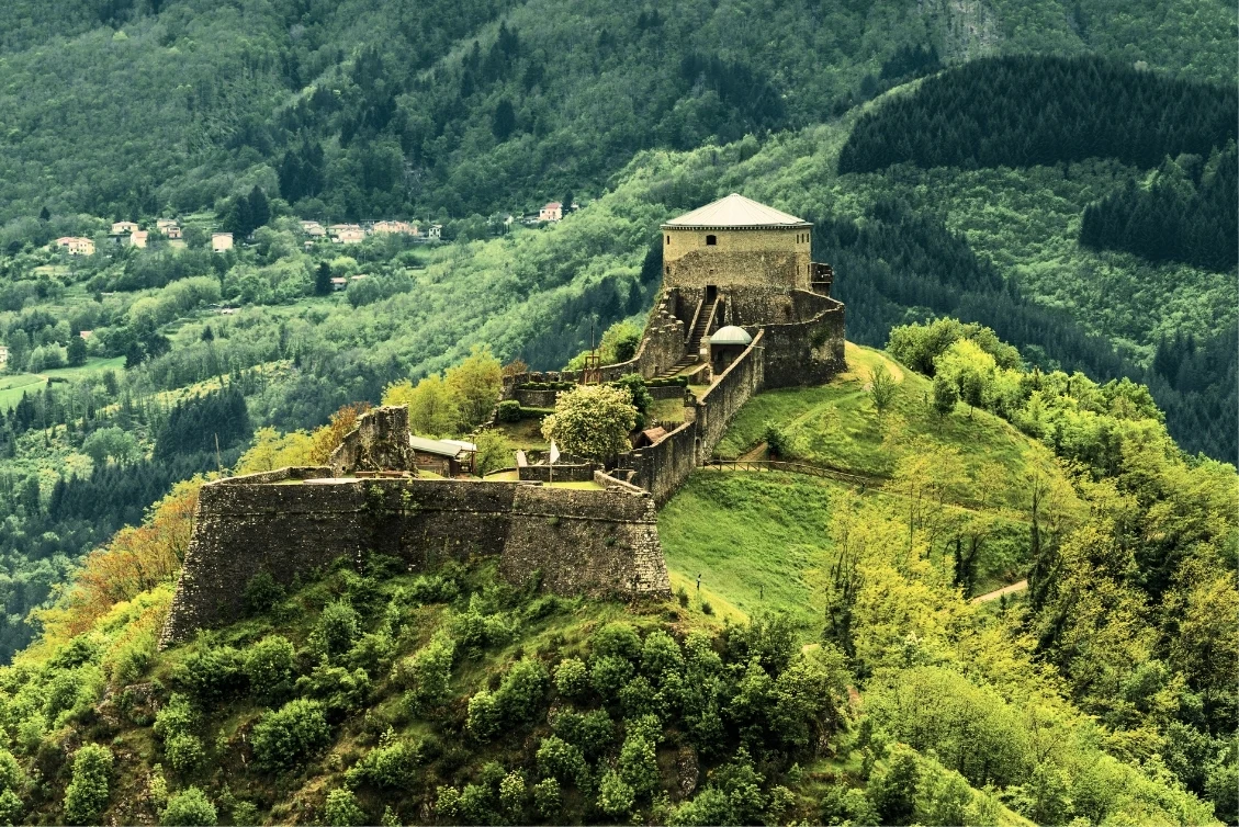 fortezza verrucole itinerari garfagnana