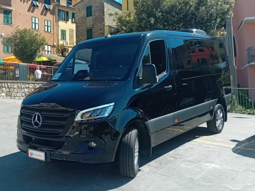 Mercedes Sprinter 8pax