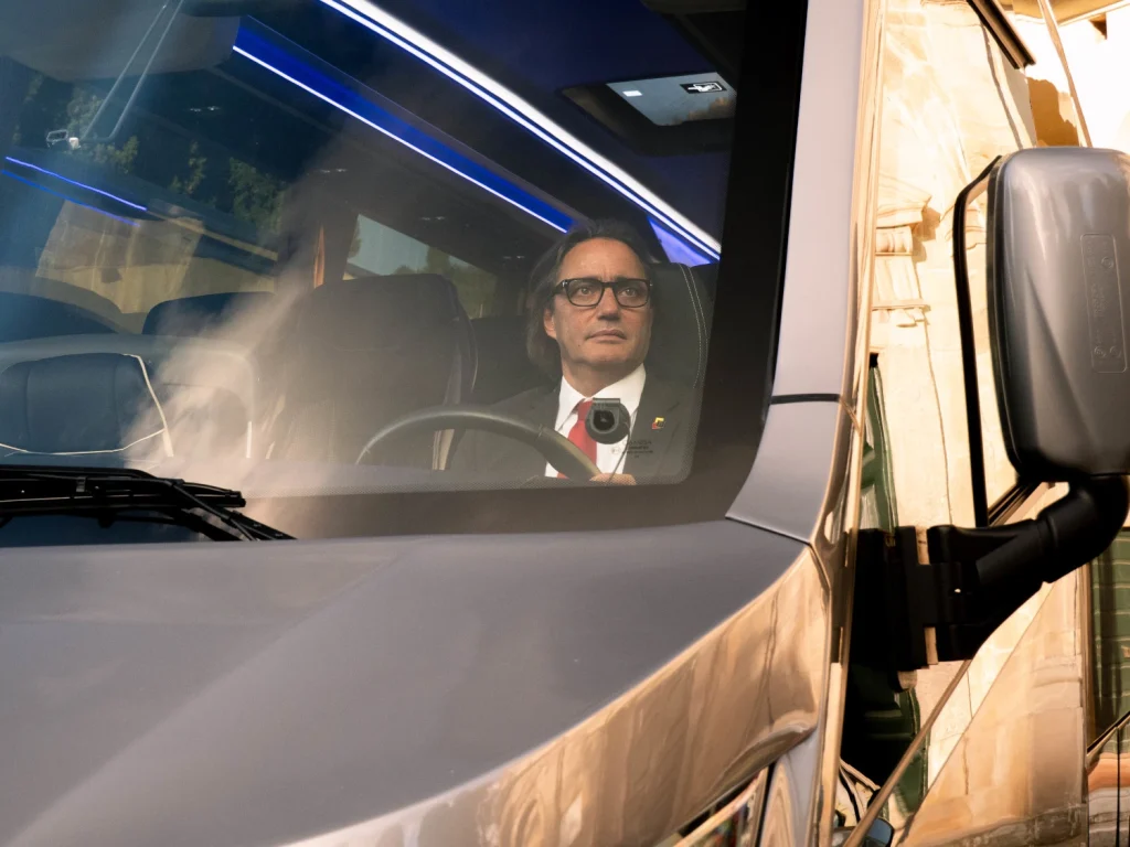 noleggio minibus lucca con conducente