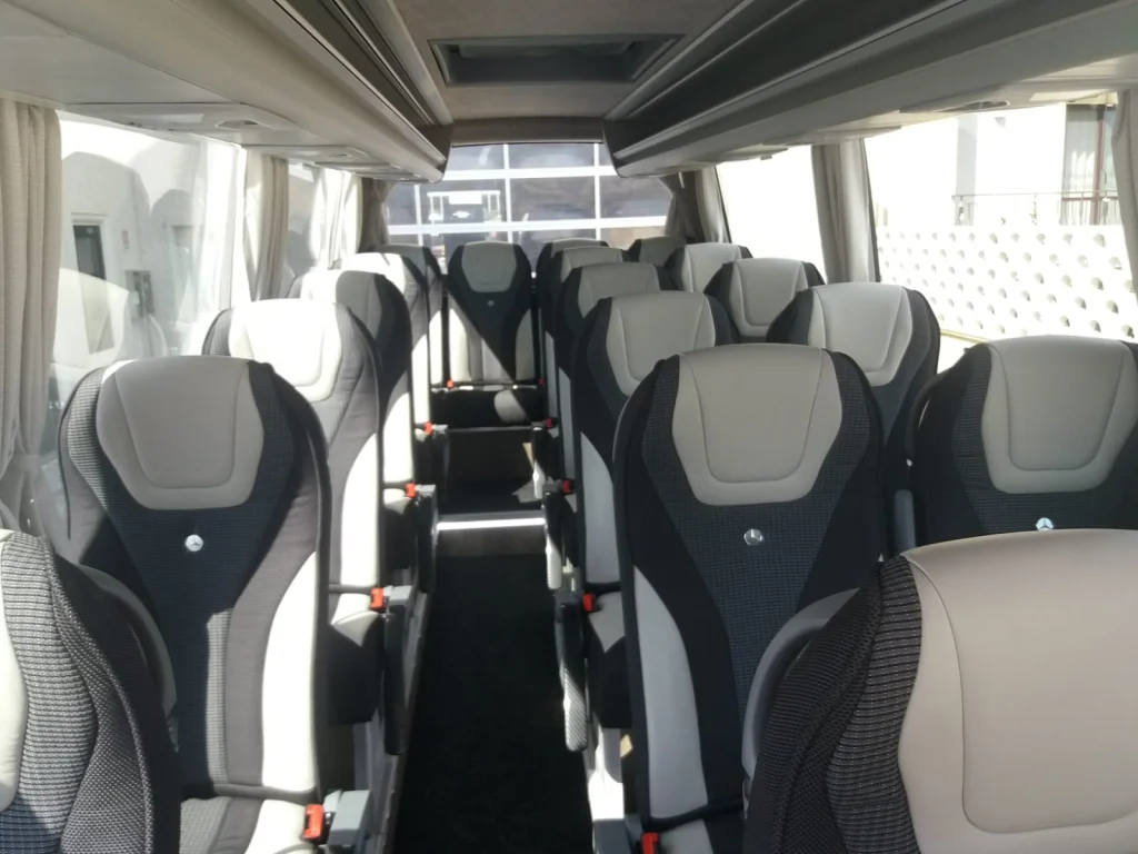 sprinter 22 posti interno